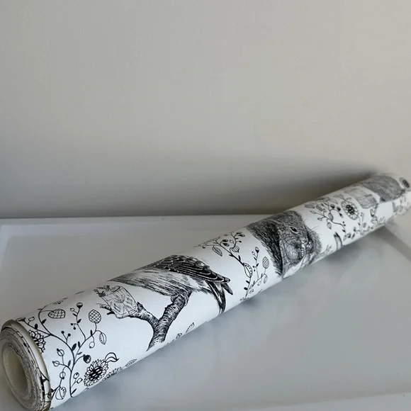 RESERVED!! Anthropologie Wallpaper Floral Animals Henriette Black White York - Picture 5 of 15